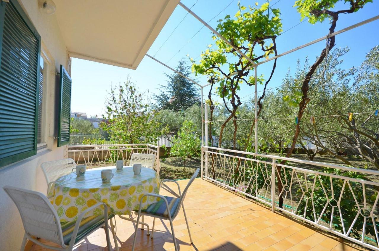 Apartments Secret Garden Водице Экстерьер фото