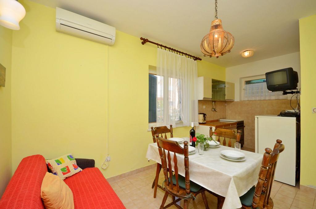 Apartments Secret Garden Водице Экстерьер фото