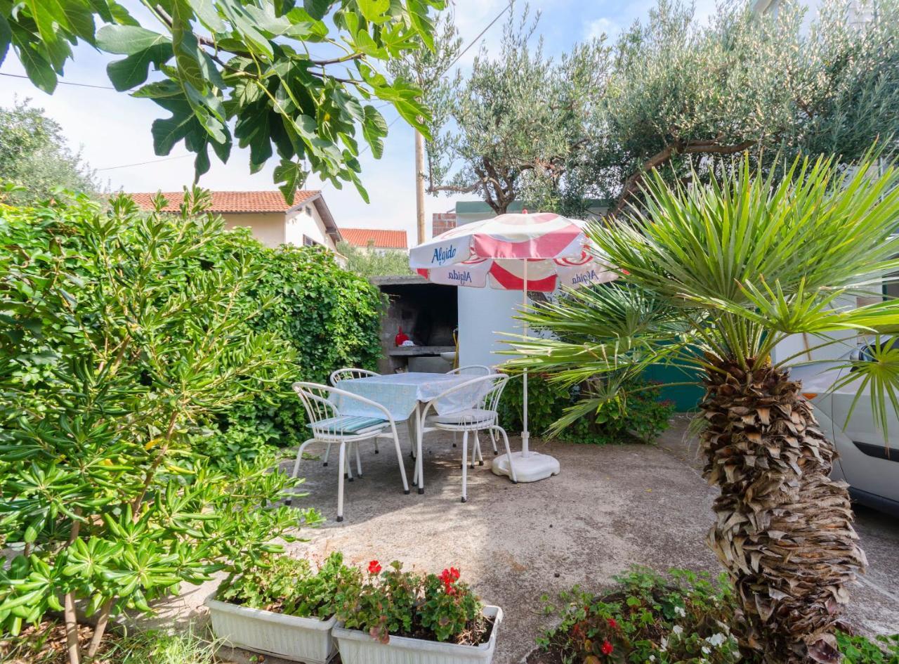 Apartments Secret Garden Водице Экстерьер фото